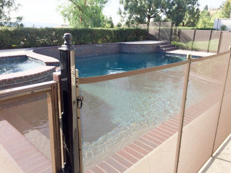 Removable Mesh Fence Around Pool